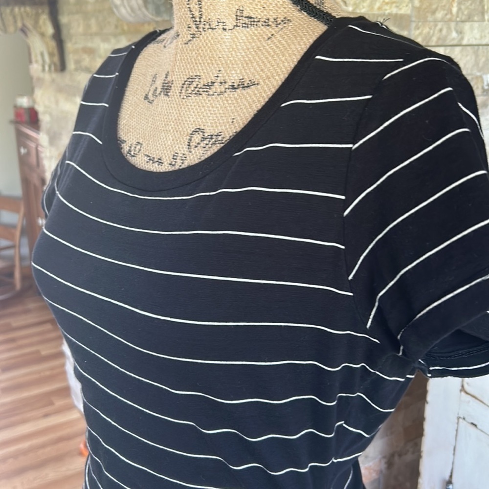 Sundry black t-shirt crew neck dress w white stripe and ruching down side lined - Picture 7 of 16